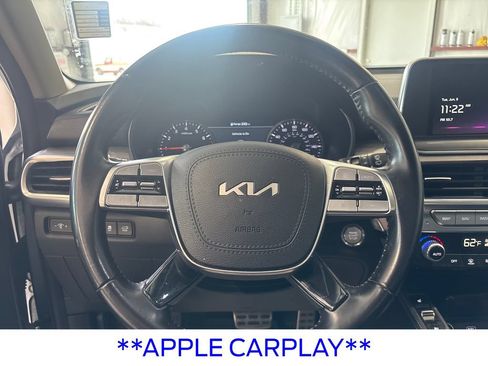 Used 2022 Kia Telluride SX w/ Towing Package FWD image 13