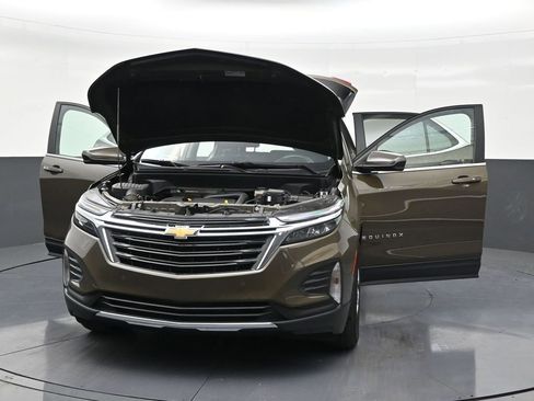 Used 2024 Chevrolet Equinox LT image 34