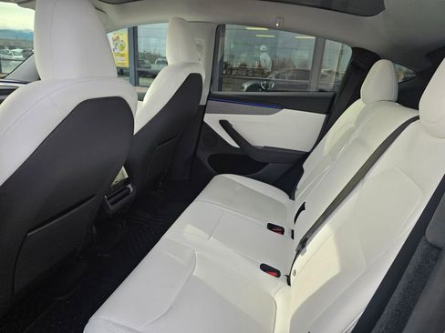 Used 2026 Tesla Model Y Long Range image 13