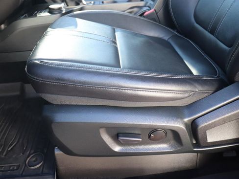 Certified 2022 Ford Ranger Lariat w/ Equipment Group 501A High image 17