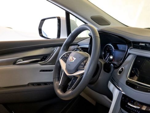 Used 2021 Cadillac XT5 Premium Luxury image 20