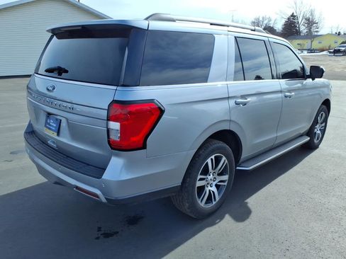 Certified 2022 Ford Expedition XLT image 6