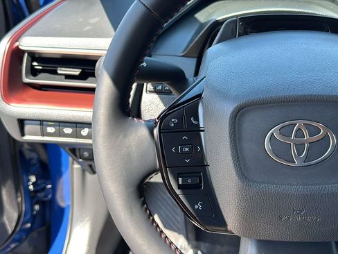 Used 2026 Toyota Prius Plug-In Hybrid FWD image 18