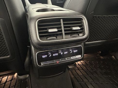 Used 2022 Mercedes-Benz GLS 450 GLS 450 w/ AMG Line Exterior image 37
