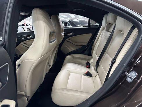 Used 2019 Mercedes-Benz CLA 250 image 25