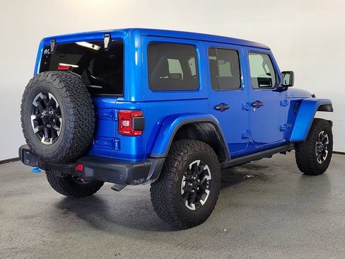 Used 2024 Jeep Wrangler Unlimited Rubicon 4xe AWD/4WD image 5