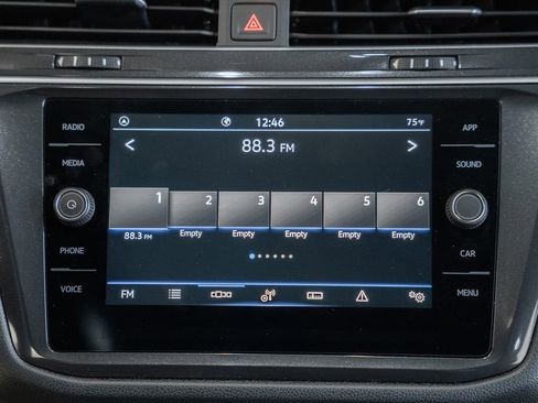 Used 2024 Volkswagen Tiguan SE R-Line FWD image 21