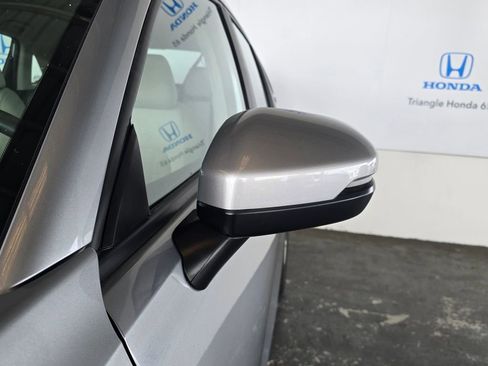 Used 2024 Honda HR-V LX image 25