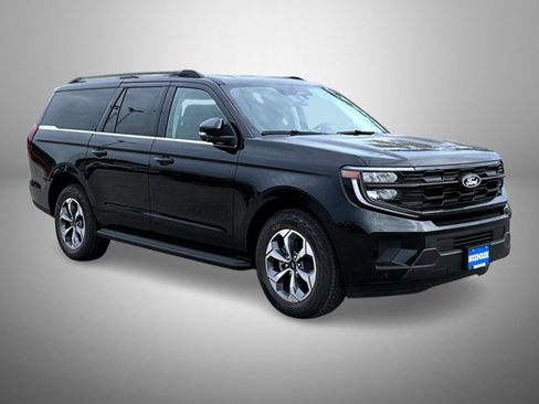 New 2027 Ford Expedition Max Active AWD/4WD image 3