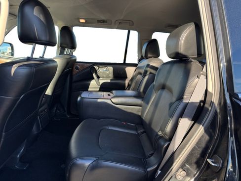 Used 2024 Nissan Armada SL w/ Captain's Chairs Package AWD/4WD image 16