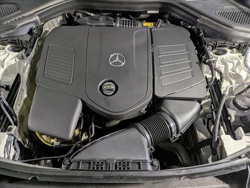 Certified 2026 Mercedes-Benz GLC 300 image 21