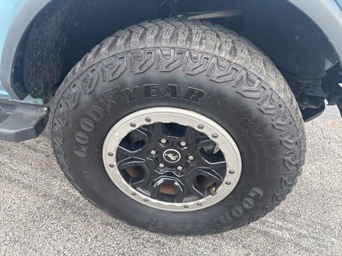 Used 2022 Ford Bronco Outer Banks w/ Sasquatch Package AWD/4WD image 43