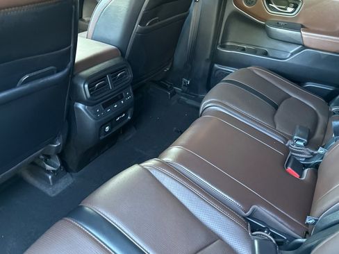 Used 2023 Honda Pilot Elite image 26