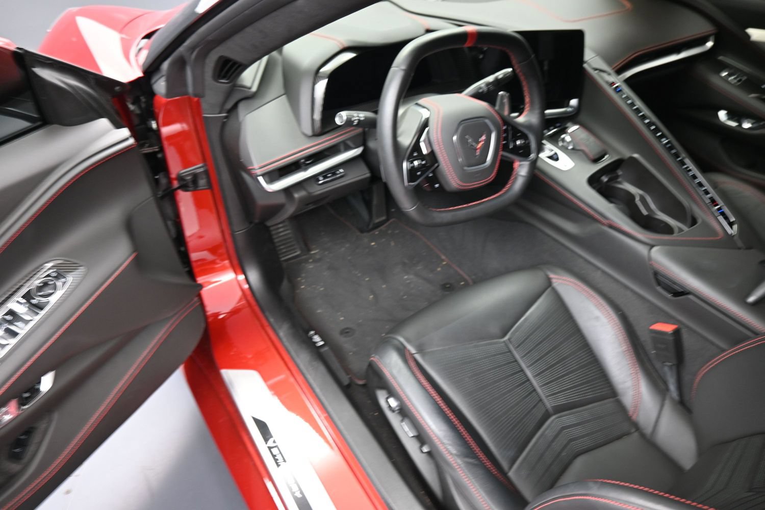 Used 2021 Chevrolet Corvette Stingray Premium Conv w/ 3LT RWD image 12