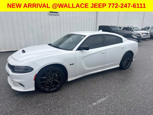 Used 2023 Dodge Charger R/T w/ Blacktop Package RWD image 1