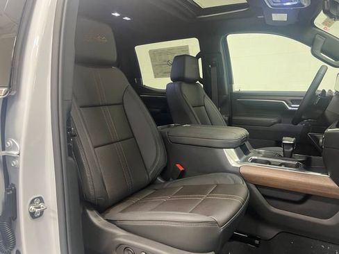 New 2026 Chevrolet Silverado 1500 High Country AWD/4WD image 26