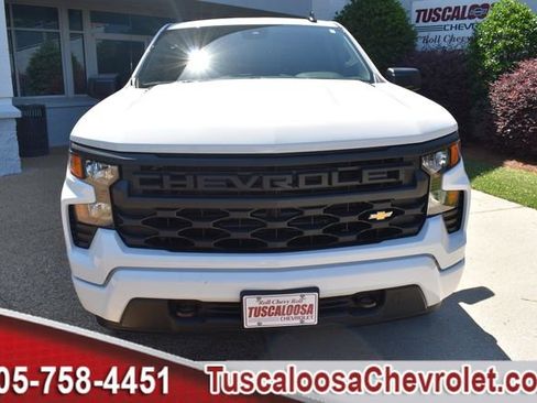New 2025 Chevrolet Silverado 1500 Custom image 3