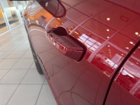 New 2026 Chevrolet Traverse RS w/ LPO, Floor Liner Package image 10