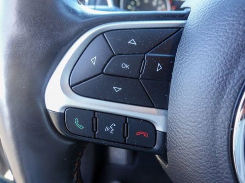 Used 2018 Jeep Compass Limited w/ Navigation Group image 13