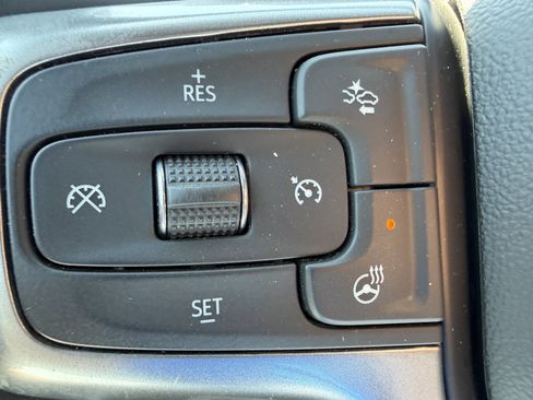 Used 2025 Chevrolet Silverado 1500 RST AWD/4WD image 25