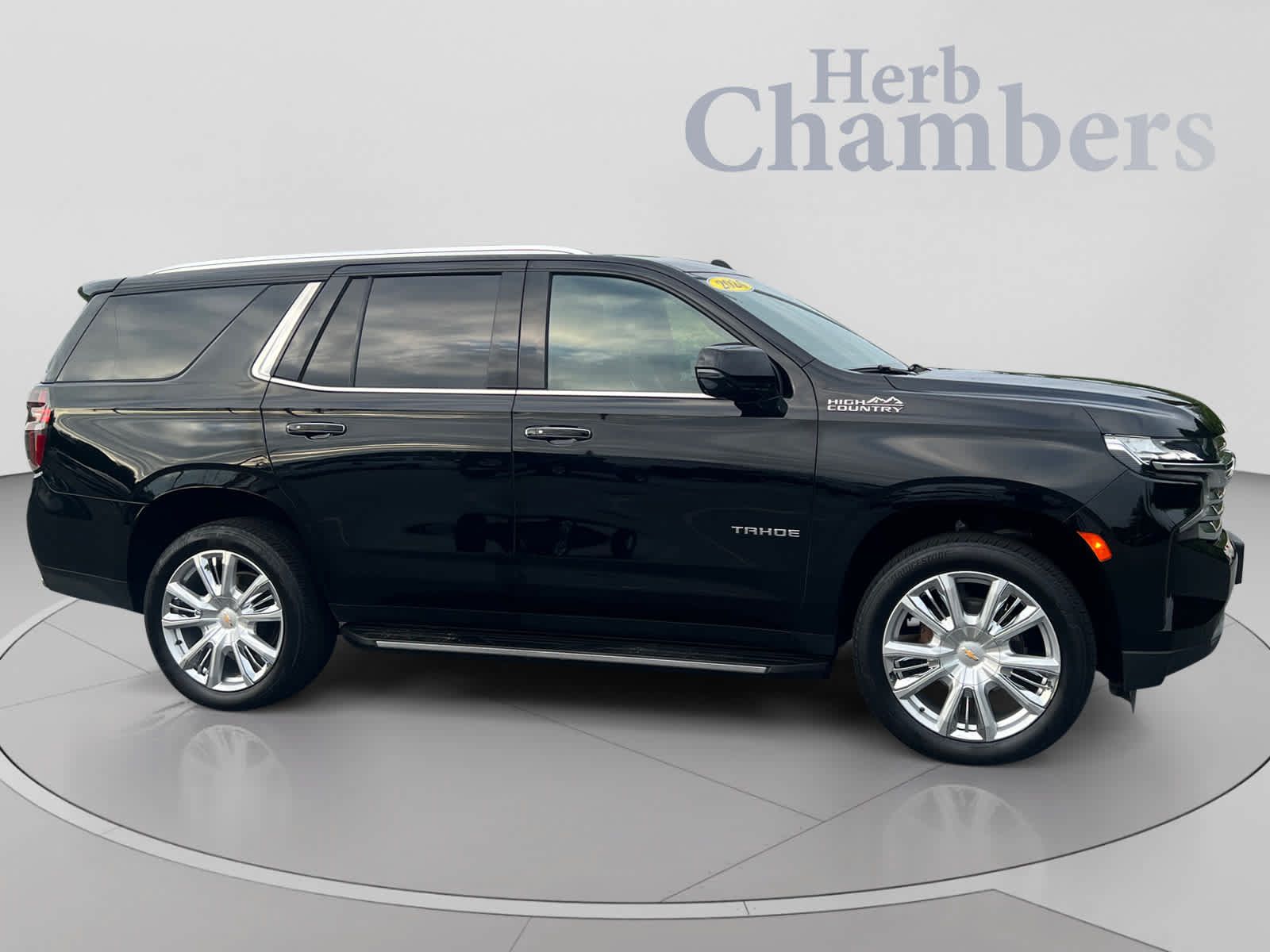 Used 2024 Chevrolet Tahoe High Country AWD/4WD image 4