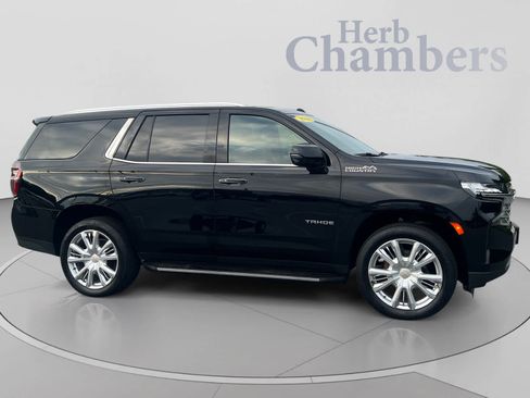 Used 2024 Chevrolet Tahoe High Country AWD/4WD image 4