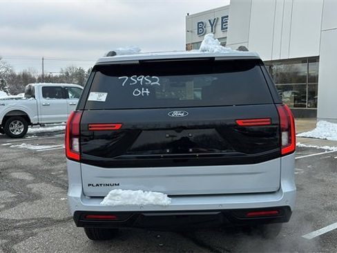 New 2025 Ford Expedition Platinum w/ Stealth Performance Package image 31