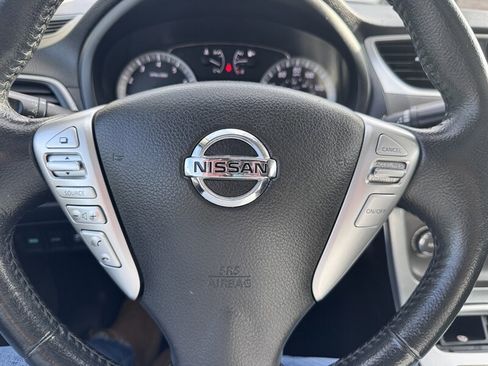 Used 2014 Nissan Sentra SR w/ Premium Package image 22