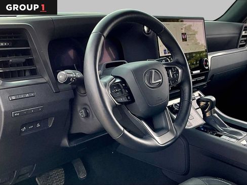 Certified 2025 Lexus GX 550 w/ Cold Area Package AWD/4WD image 15