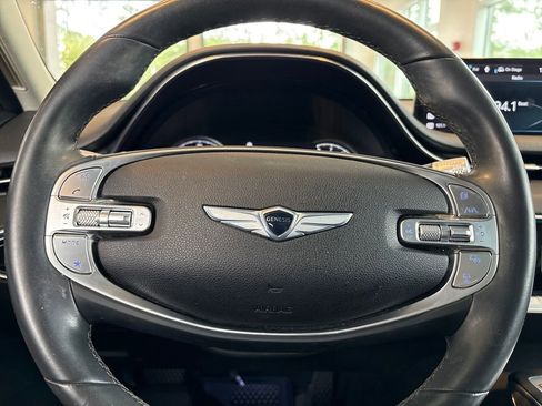 Used 2022 Genesis GV70 2.5T w/ Advanced Package AWD/4WD image 15
