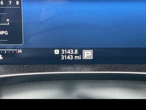 Used 2026 Subaru Outback Premium AWD/4WD image 16