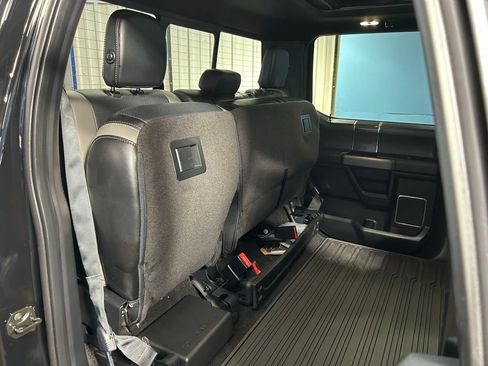 Used 2018 Ford F150 Raptor w/ Equipment Group 802A Luxury image 43