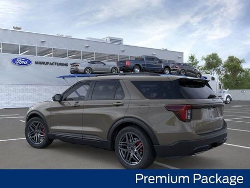 New 2026 Ford Explorer ST-Line w/ ST-Line Street Pack image 6