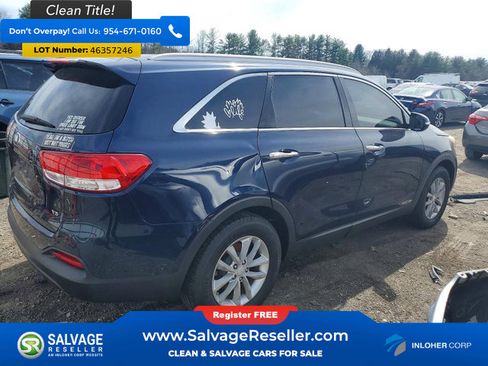 Used 2018 Kia Sorento LX image 4