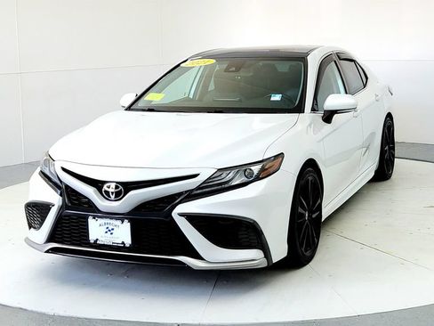Used 2021 Toyota Camry XSE w/ Carpet Mat Package (TMS) AWD/4WD image 2