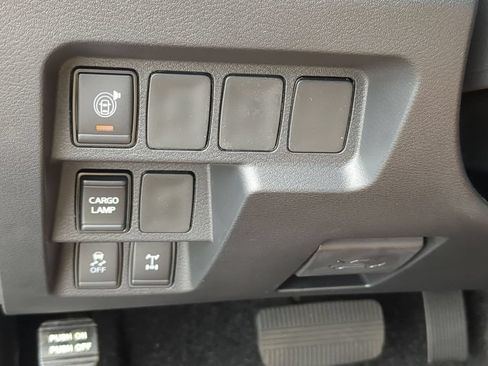 New 2026 Nissan Frontier PRO-4X w/ Tow Package AWD/4WD image 17
