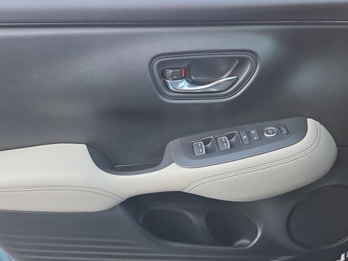 Certified 2023 Honda HR-V EX-L image 33