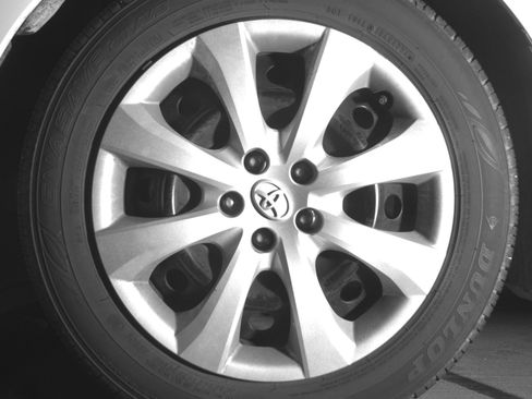 Used 2025 Toyota Corolla LE FWD image 12