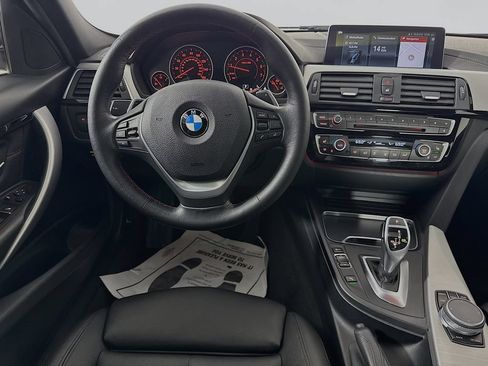 Used 2018 BMW 330i Sedan w/ Convenience Package RWD image 28