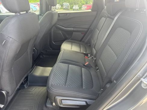 Used 2024 Ford Escape Active w/ Tech Pack #1 AWD/4WD image 10