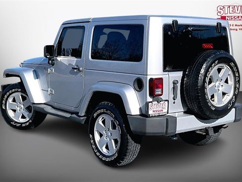 Used 2011 Jeep Wrangler Sahara image 4