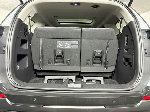 Used 2025 Kia Carnival SX Prestige FWD image 26