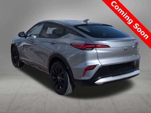 Used 2024 Buick Envista Sport Touring w/ Convenience I Package image 4