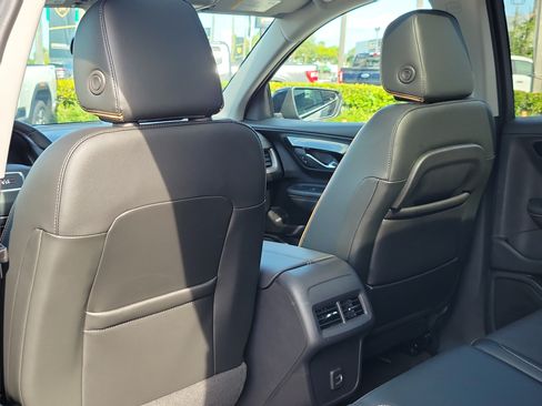 Used 2024 GMC Terrain AT4 w/ Tech Package AWD/4WD image 15
