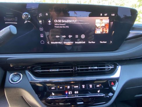 Used 2025 Buick Envista Avenir image 10