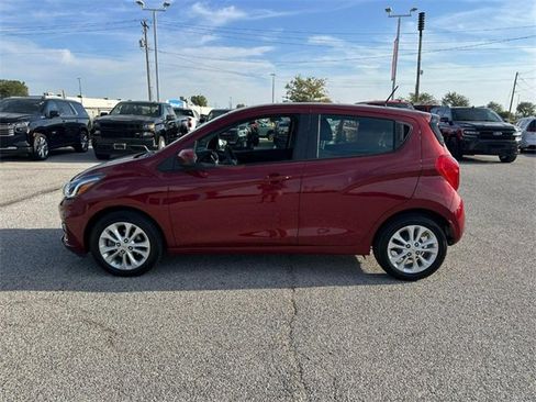 Used 2022 Chevrolet Spark LT image 2