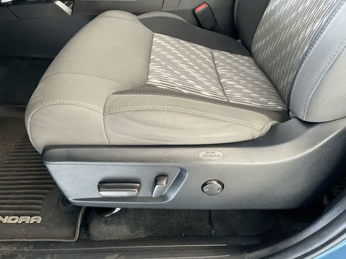 Certified 2019 Toyota Tundra SR5 AWD/4WD image 12
