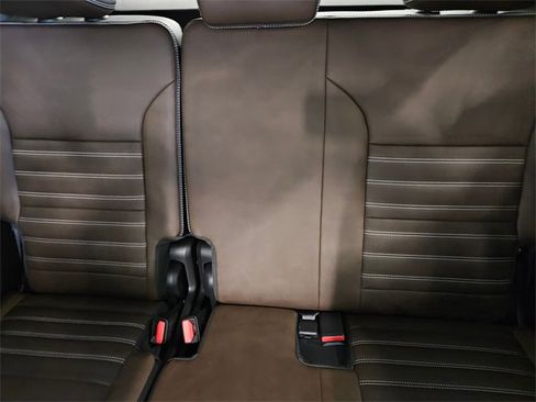 New 2026 GMC Acadia Denali Ultimate w/ LPO, Floor Liner Package image 17