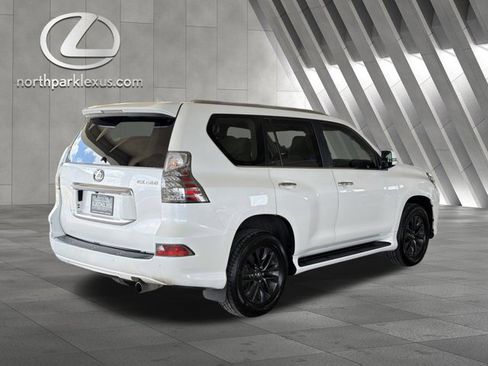 Certified 2022 Lexus GX 460 Premium AWD/4WD image 7