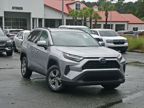 Certified 2023 Toyota RAV4 XLE image 6